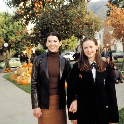 Twin Peaks and Stars Hollow: A Visual Representation